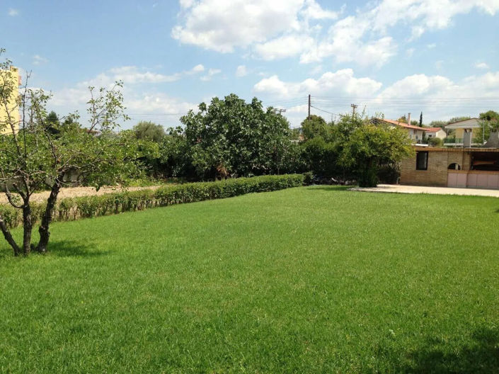 Image No.4-4 Bed Property for sale