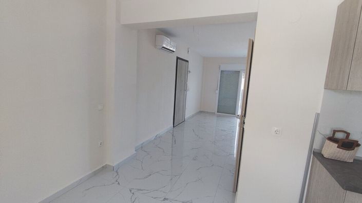 Image No.4-2 Bed Maisonette for sale