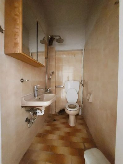 Image No.12-3 Bed Flat for sale