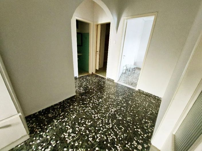 Image No.16-3 Bed Flat for sale