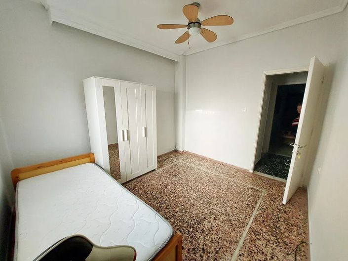 Image No.8-3 Bed Flat for sale