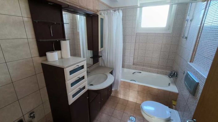 Image No.6-3 Bed Flat for sale
