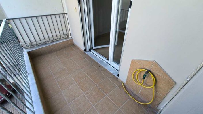 Image No.9-3 Bed Flat for sale