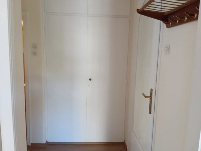 Image No.11-2 Bed Flat for sale