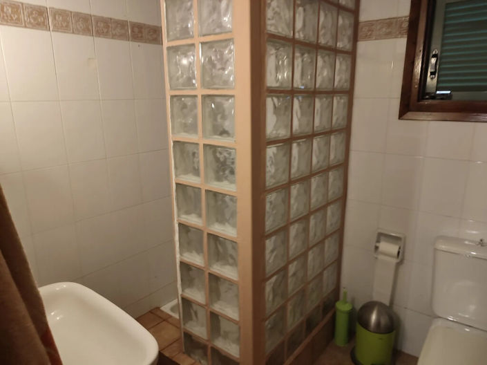 Image No.10-4 Bed Property for sale
