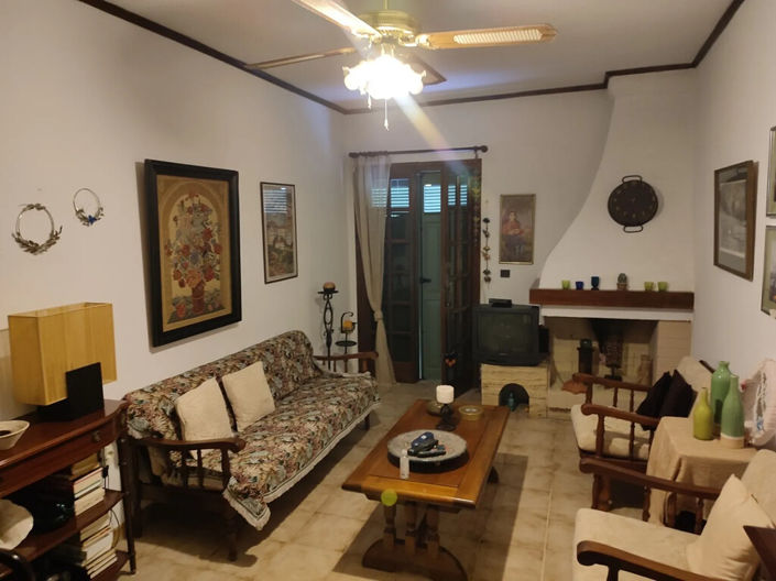 Image No.8-4 Bed Property for sale