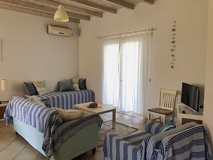 Image No.3-Propriété de 2 chambres à vendre à Chlomos