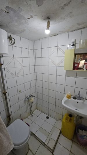 Image No.15-2 Bed Flat for sale