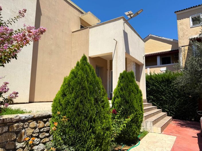 Image No.12-3 Bed Villa for sale