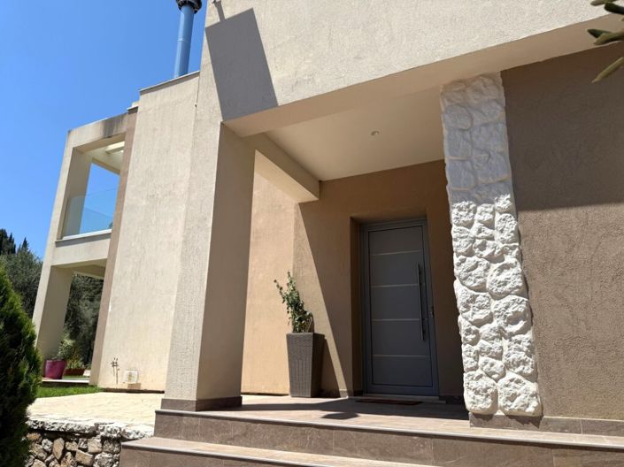 Image No.13-3 Bed Villa for sale