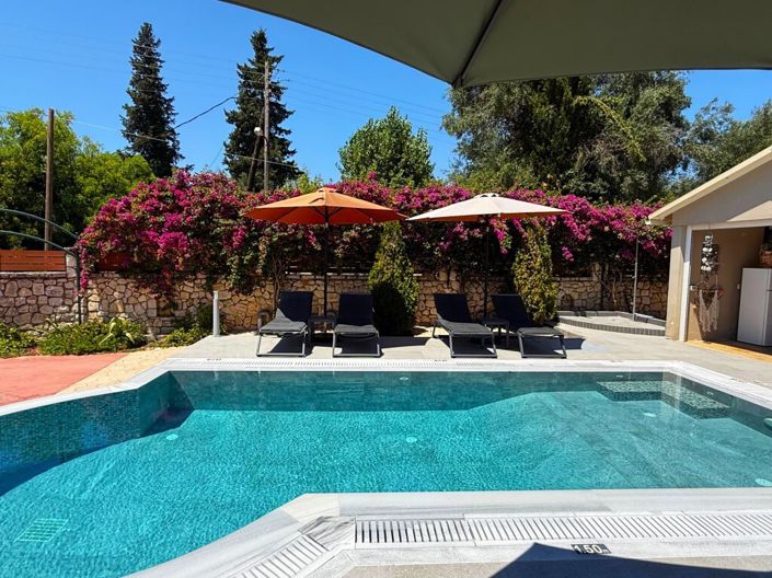Image No.3-3 Bed Villa for sale