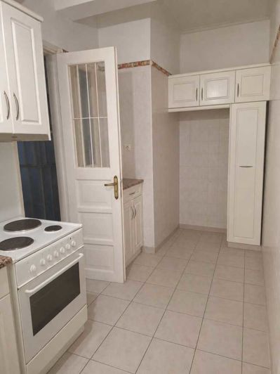 Image No.13-3 Bed Flat for sale