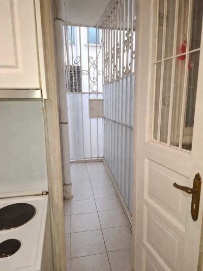 Image No.14-3 Bed Flat for sale