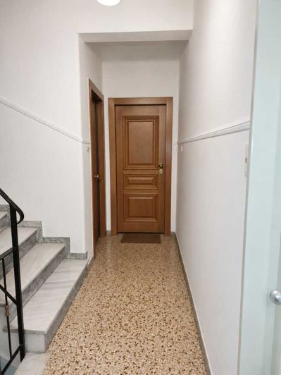Image No.19-3 Bed Flat for sale
