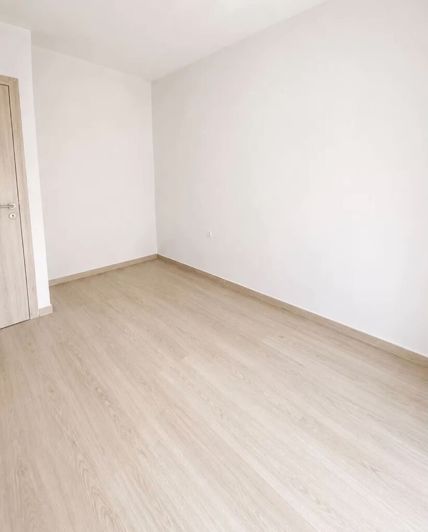 Image No.7-2 Bed Flat for sale
