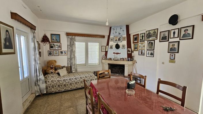 Image No.21-2 Bed Property for sale