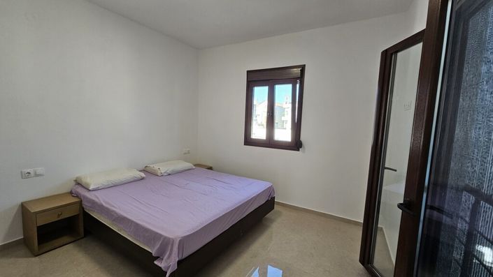 Image No.13-2 Bed Flat for sale