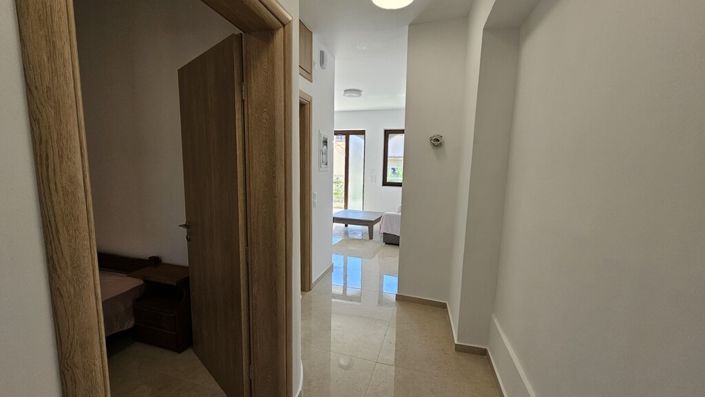 Image No.9-2 Bed Flat for sale