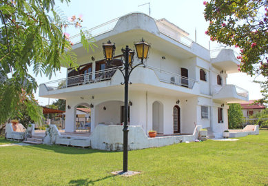 Photo 2 - Cottage 200 m² in Central Macedonia