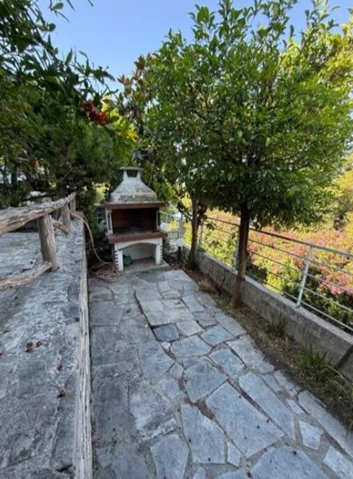Image No.19-3 Bed Maisonette for sale
