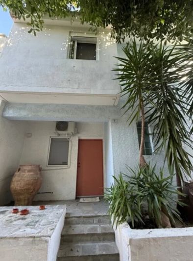 Image No.3-3 Bed Maisonette for sale