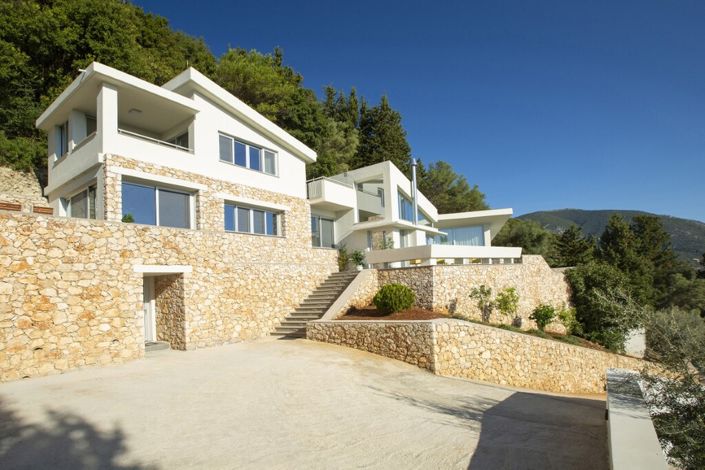 Image No.22-Villa for sale