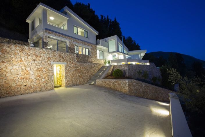 Image No.23-Villa for sale
