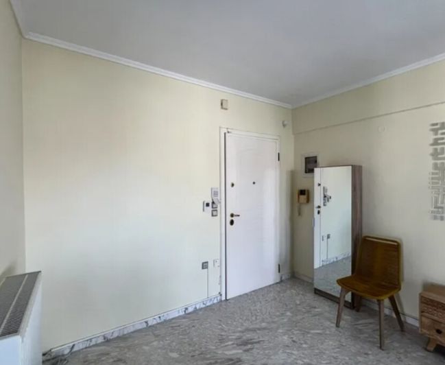 Image No.13-2 Bed Flat for sale