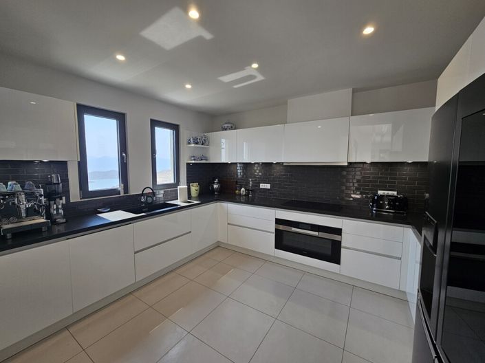 Image No.17-4 Bed Villa for sale