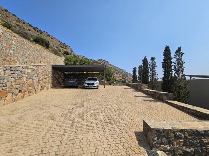 Image No.2-4 Bed Villa for sale