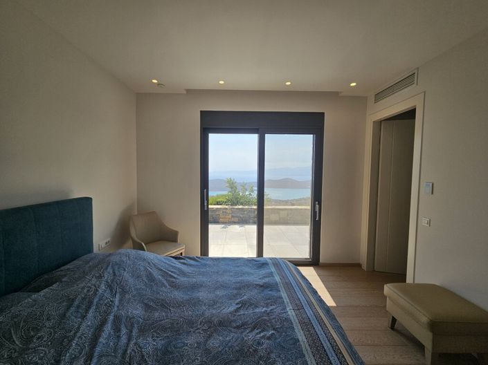 Image No.28-4 Bed Villa for sale