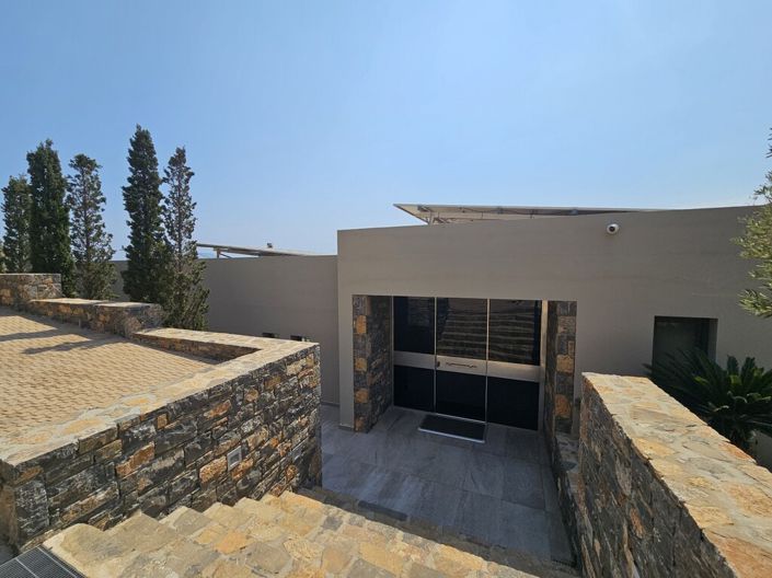 Image No.3-4 Bed Villa for sale
