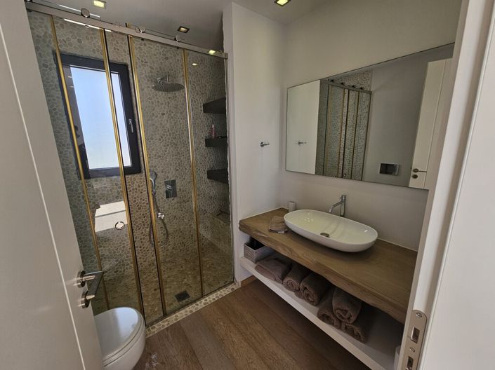 Image No.30-4 Bed Villa for sale