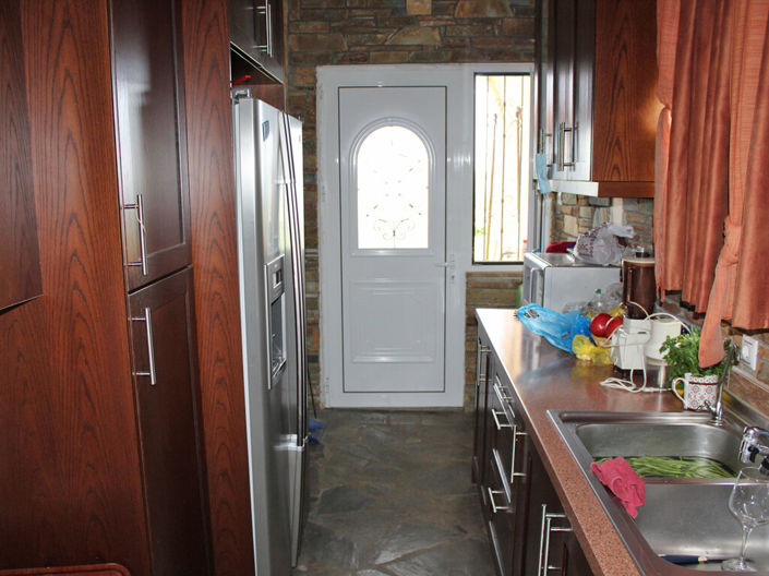 Image No.13-4 Bed Property for sale