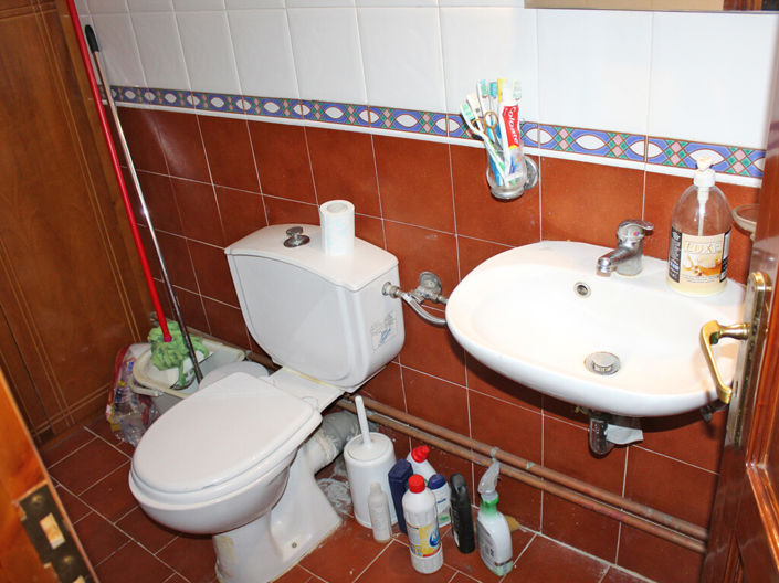 Image No.17-4 Bed Property for sale
