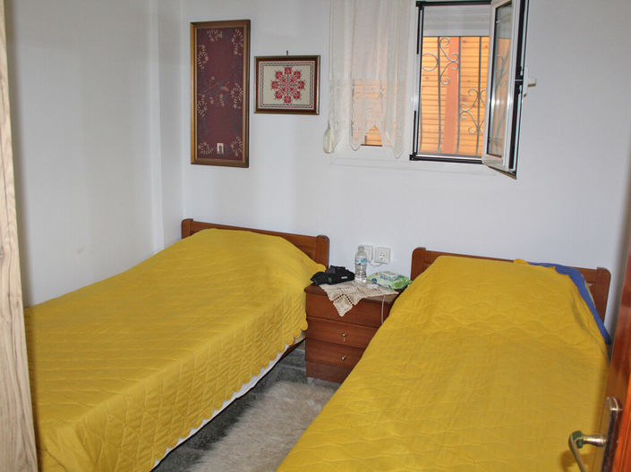 Image No.18-4 Bed Property for sale