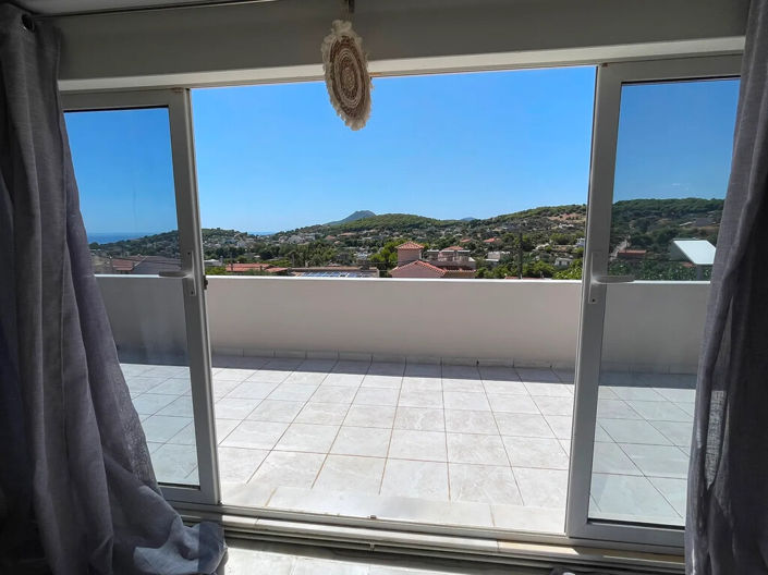 Image No.19-Maisonette for sale