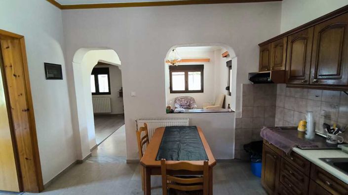 Image No.9-2 Bed Property for sale