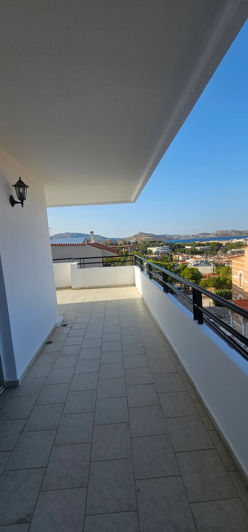 Image No.21-3 Bed Flat for sale