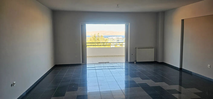 Image No.8-3 Bed Flat for sale
