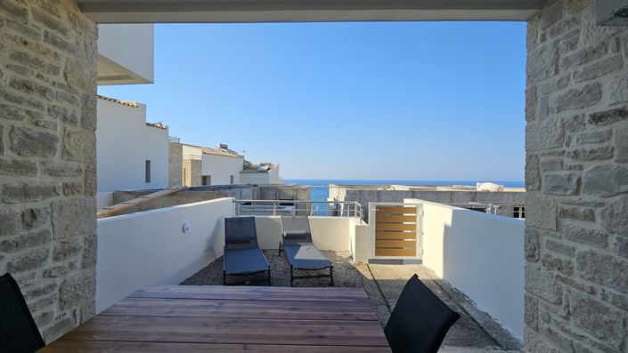 Image No.19-3 Bed Maisonette for sale