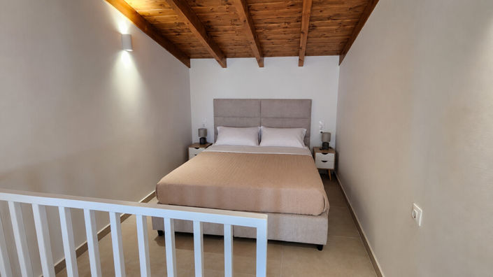 Image No.22-3 Bed Maisonette for sale
