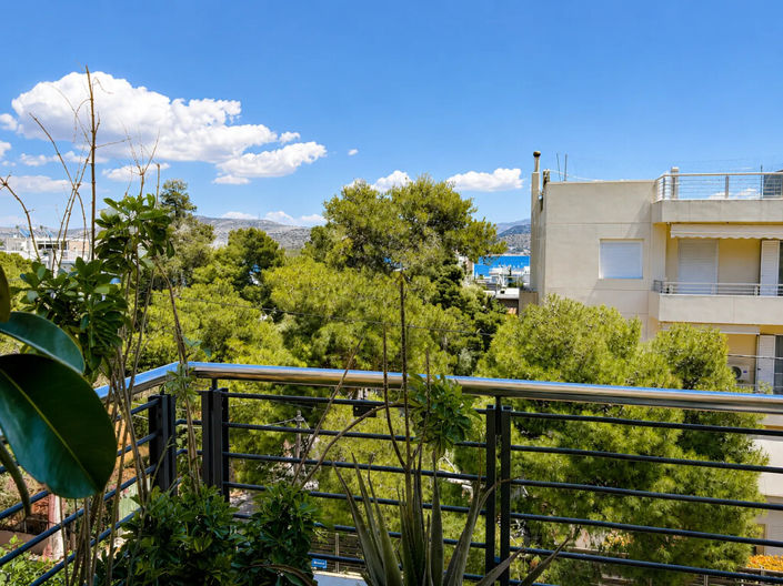Image No.4-2 Bed Flat for sale
