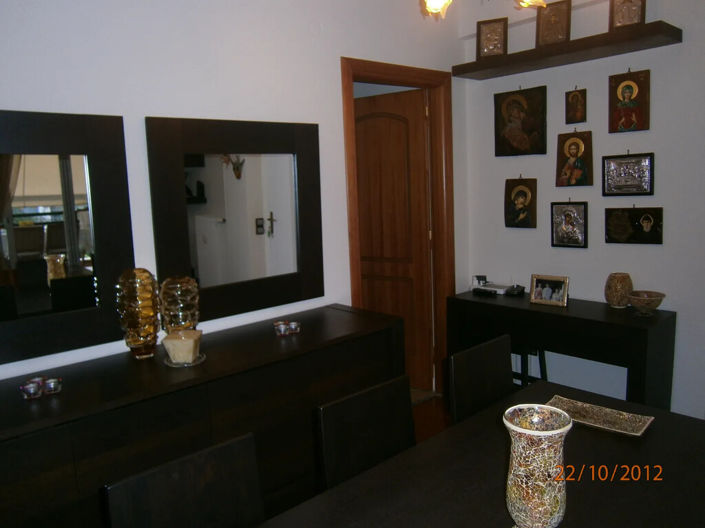 Image No.8-2 Bed Flat for sale
