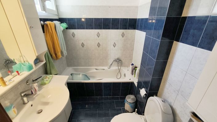Image No.14-3 Bed Flat for sale
