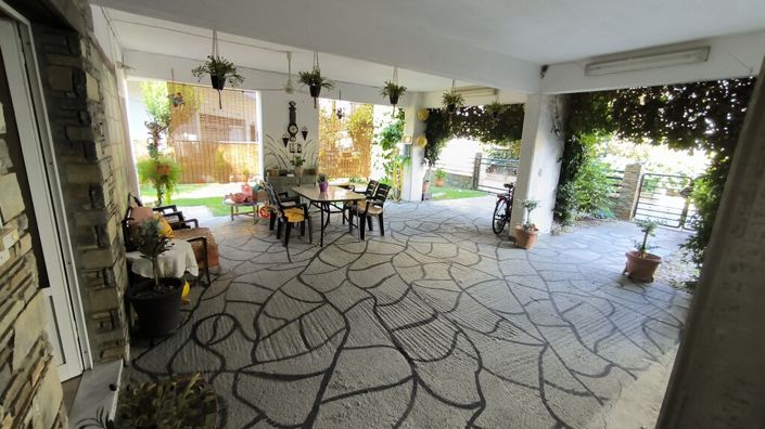Image No.24-3 Bed Flat for sale