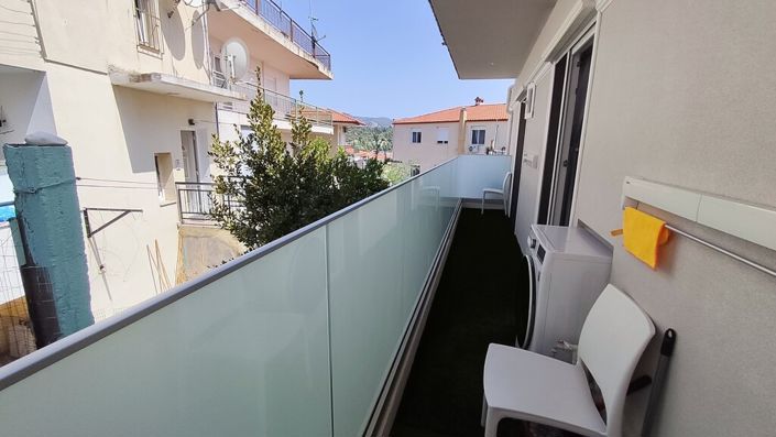 Image No.22-2 Bed Flat for sale
