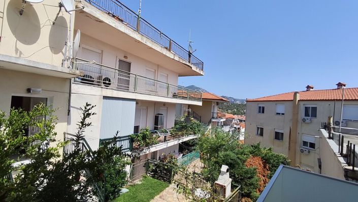 Image No.26-2 Bed Flat for sale