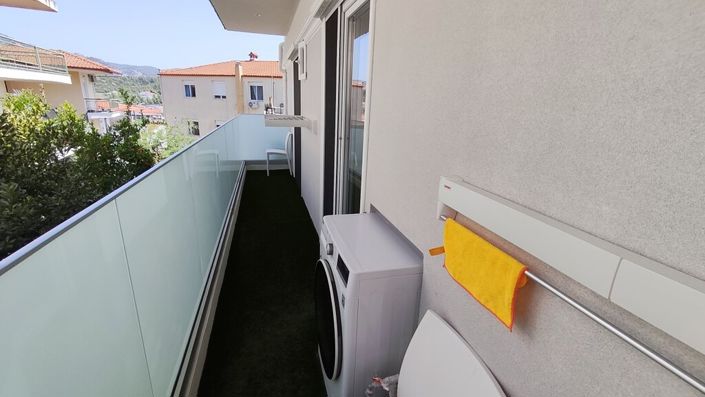 Image No.28-2 Bed Flat for sale