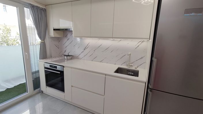 Image No.5-2 Bed Flat for sale